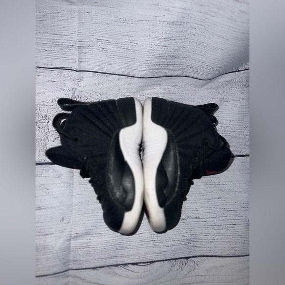Air Jordan 12 Retro “Black and White Taxi” Toddler Boys💙Gently worn. - Picture 9 of 9